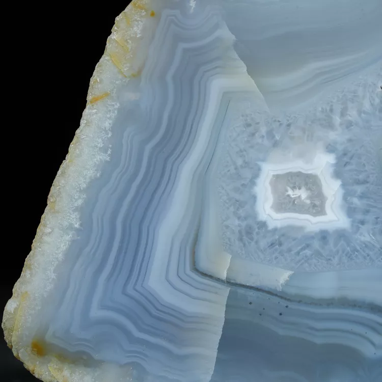 sumatra-agate-indonesia-collector (37).webp