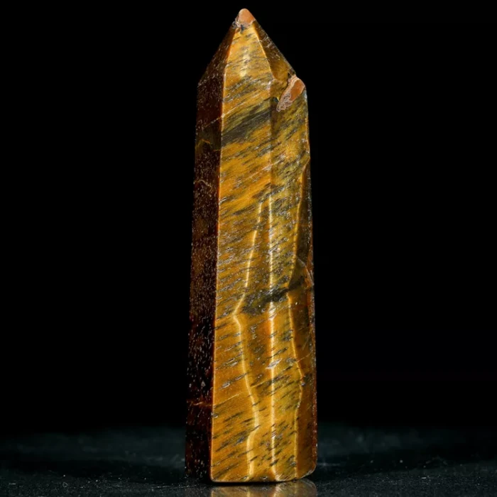 obelisk-z-kamienia-wieza-dekoracja-ochronna (23).webp