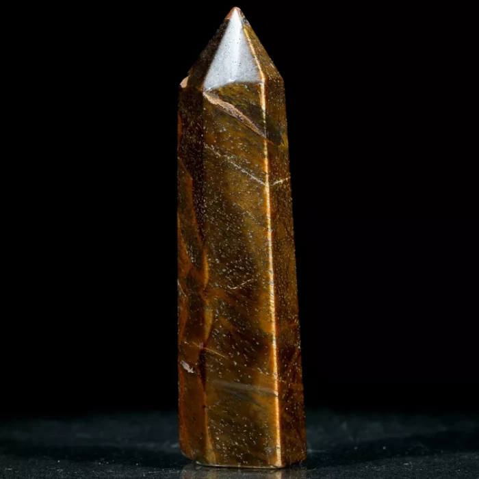 obelisk-z-kamienia-wieza-dekoracja-ochronna (24).webp