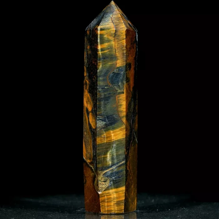 obelisk-z-kamienia-wieza-dekoracja-ochronna (26).webp