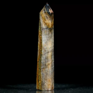obelisk-z-kamienia-wieza-dekoracja-ochronna (28).webp