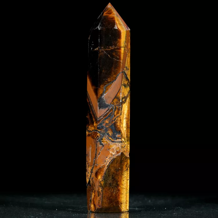 obelisk-z-kamienia-wieza-dekoracja-ochronna (30).webp