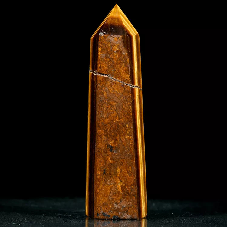 obelisk-z-kamienia-wieza-dekoracja-ochronna (31).webp