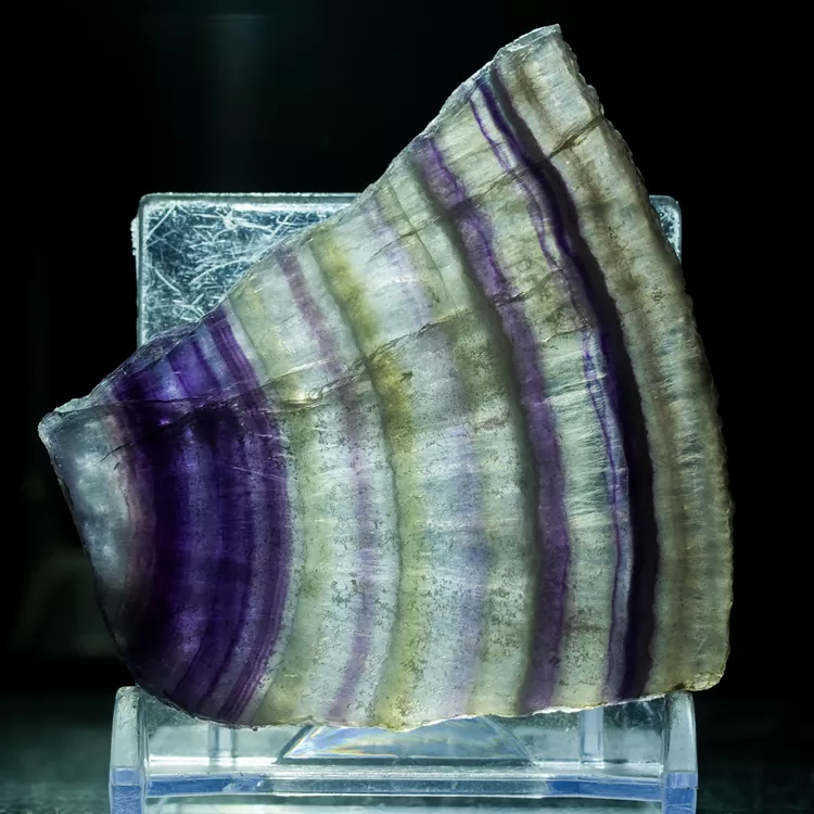 fluoryt-teczowy-plaster-fioletowy (26).webp