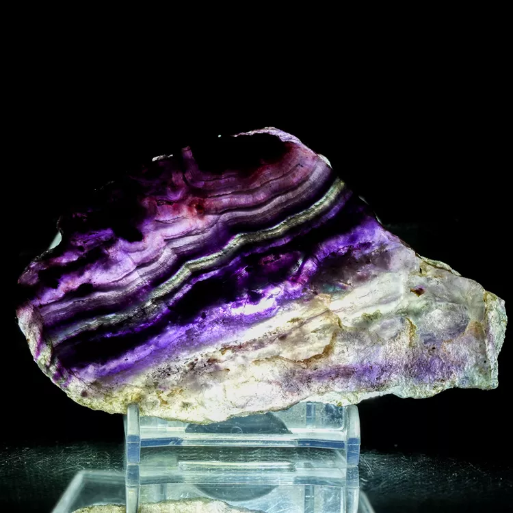 fluoryt-teczowy-plaster-fioletowy (47).webp