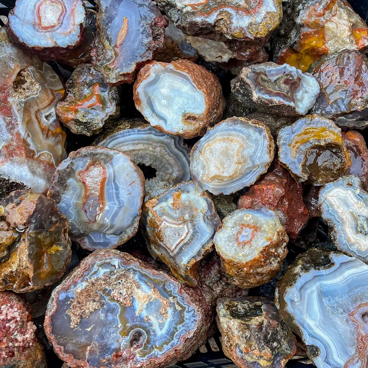 raw-agates-from-morocco-agouim (Copy).webp