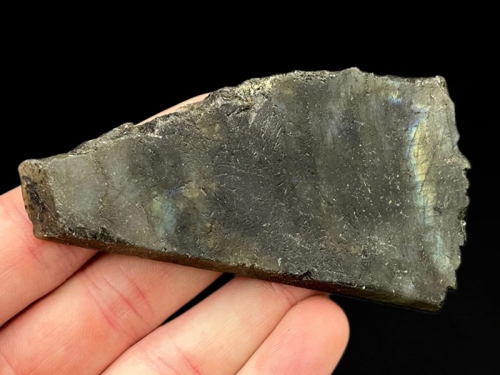 Labradoryt kryształ minerał 3_2 (1).jpg