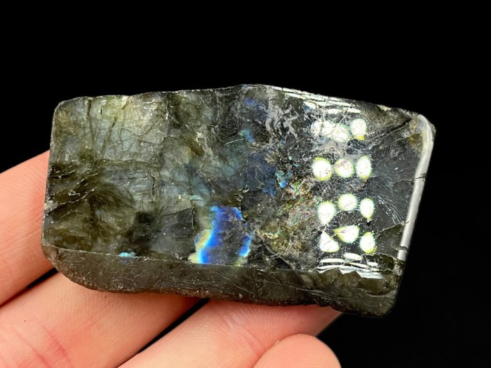 Labradoryt kryształ minerał 2_2 (1).jpg