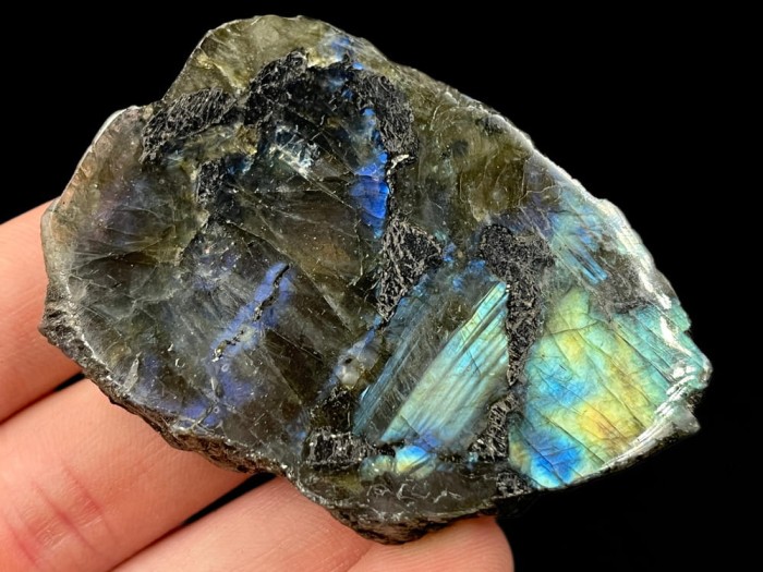 Labradoryt piękny minerał 16_1.jpg