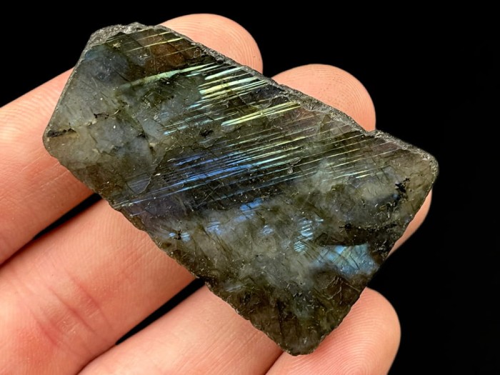 Labradoryt piękny minerał 7_1.jpg